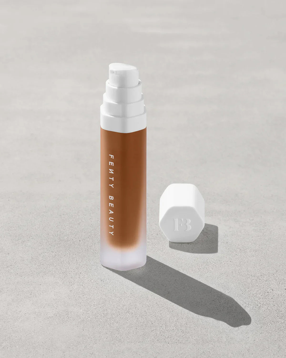 Soft’lit Naturally Luminous Longwear Foundation